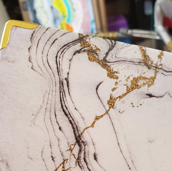 New never used 2021-2022 Academic yr Planner gold colored edges front corners - Picture 8 of 9